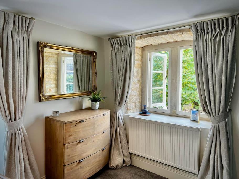 Period Apartment, Great Views, In Heart Of Town. Bradford-On-Avon Ngoại thất bức ảnh
